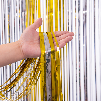 Cortina de lluvia Tassel de papel de oro Cortina de franjas para una fiesta de cumpleaños vibrante